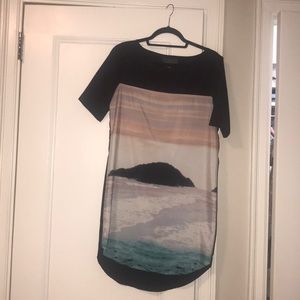 Short sleeve dress